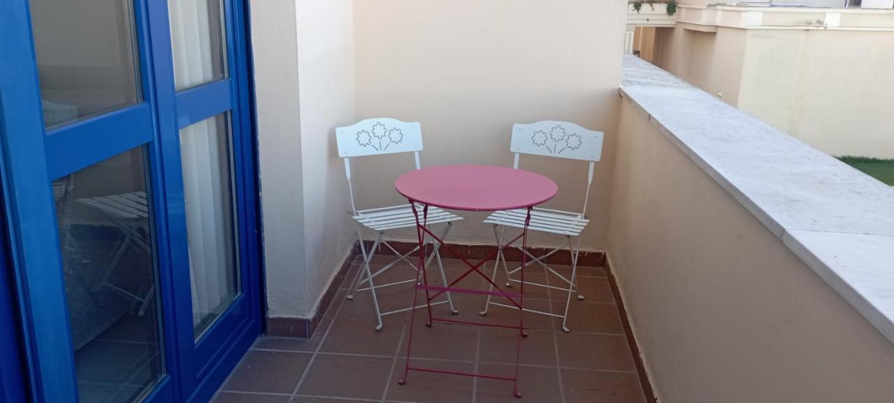 Apartamento Fibes Y Congresos Seville Luaran gambar